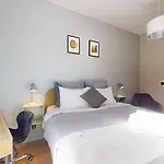 Διαμέρισμα Family House Near The Market Square -perfect For Family & Business - Ksiecia Witolda Street 500 Steps To Market Square - 2 Bedrooms,2 Parking Places *