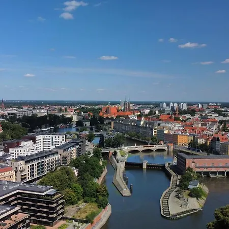 Family House Near The Market Square -perfect For Family & Business - Ksiecia Witolda Street 500 Steps To Market Square - 2 Bedrooms,2 Parking Places 公寓