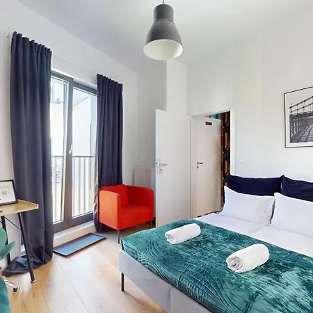 公寓 Family House Near The Market Square -perfect For Family & Business - Ksiecia Witolda Street 500 Steps To Market Square - 2 Bedrooms,2 Parking Places 弗罗茨瓦夫