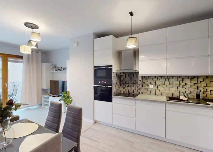 Family House Near The Market Square -perfect For Family & Business - Ksiecia Witolda Street 500 Steps To Market Square - 2 Bedrooms,2 Parking Places Lägenhet *