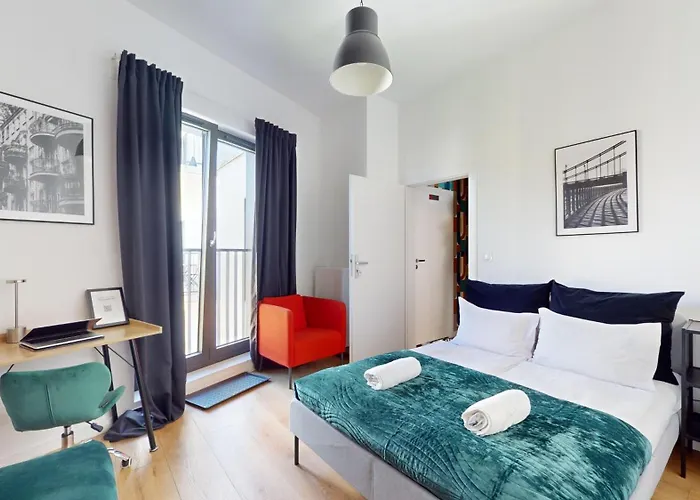 Lägenhet Family House Near The Market Square -perfect For Family & Business - Ksiecia Witolda Street 500 Steps To Market Square - 2 Bedrooms,2 Parking Places Wrocław