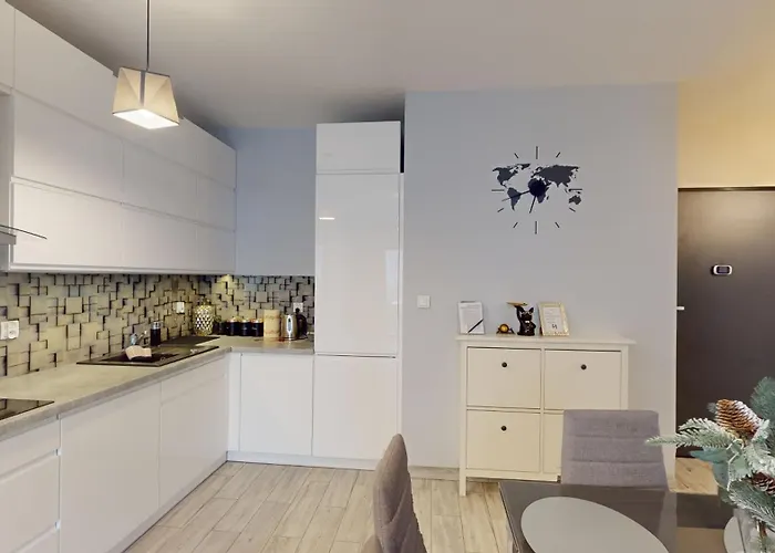 Family House Near The Market Square -perfect For Family & Business - Ksiecia Witolda Street 500 Steps To Market Square - 2 Bedrooms,2 Parking Places 公寓